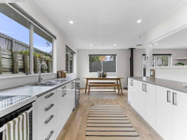 1 Branch Road, Welbourn