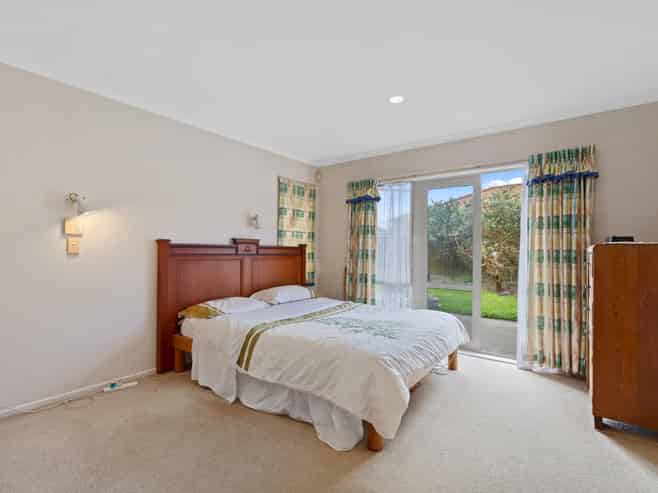 40 Crichton Terrace, Mount Maunganui