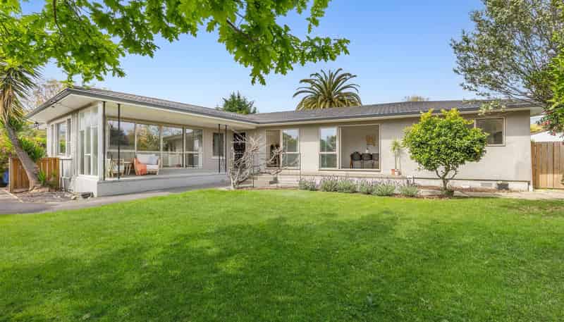 7 Neale Avenue, Stoke