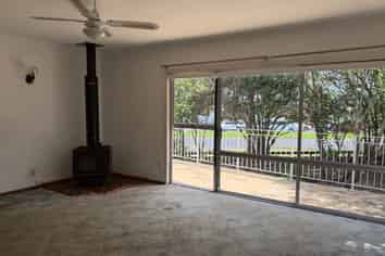 238 Browns Road, Clendon Park