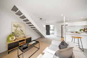 4/16 Derby Street, SAINT ALBANS