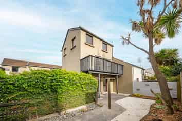4/16 Derby Street, SAINT ALBANS