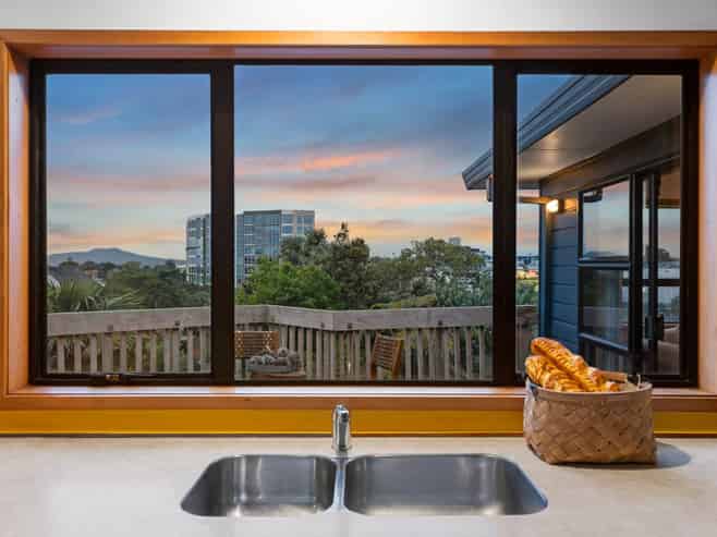 17A  Rangitoto Terrace, Milford