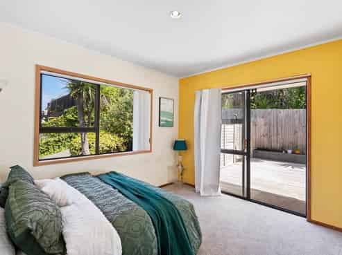 17A  Rangitoto Terrace, Milford