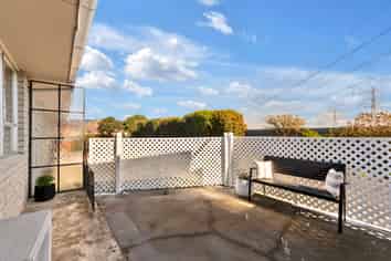 2/52 Mortlake Street, Islington
