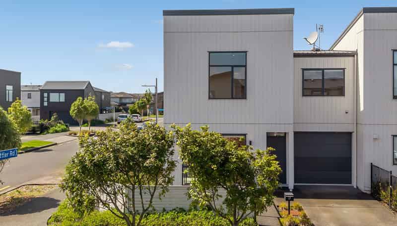 17 Whimbrel Road, Flat Bush