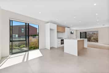 17 Whimbrel Road, Flat Bush