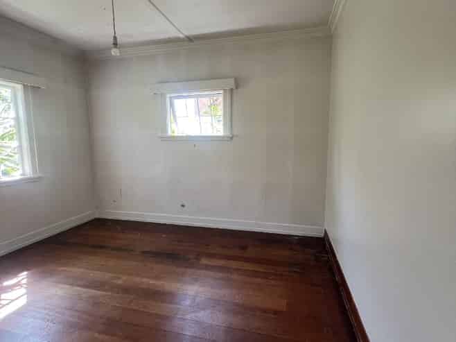 64a Te Wharepouri Street, Berhampore