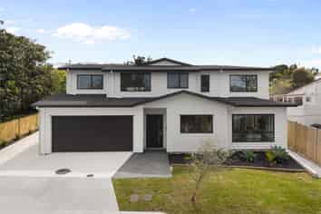 55 Watea Road, Torbay
