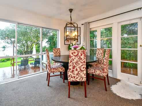 58 Youngs Rd, Papakura