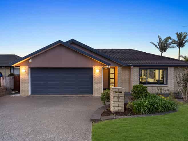 187 Sturges Road, Henderson