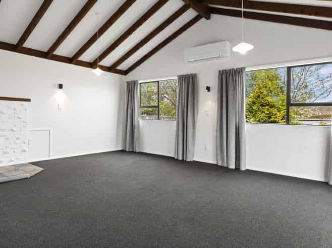 2 Gladstone Grove, Richmond Heights