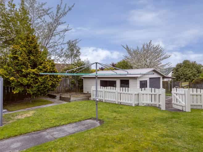 2 Gladstone Grove, Richmond Heights