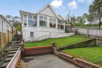 6 Waipapa Road, Hataitai