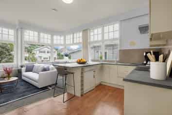 6 Waipapa Road, Hataitai