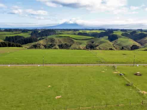 Lot 8,9,11/287 Ngawhini Road, Hawera