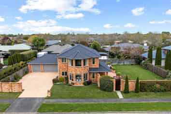 64 Willowview Drive, Redwood
