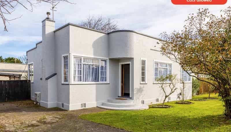 15 Kauri Street, Roslyn