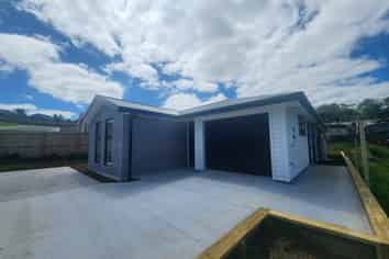 26 Royal St Annes Drive, Kamo