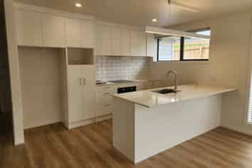 26 Royal St Annes Drive, Kamo