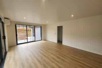 26 Royal St Annes Drive, Kamo