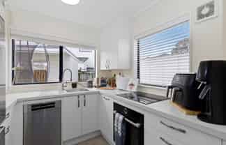 4/24 Mason Street, Moera