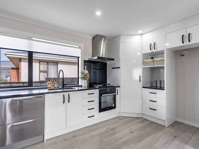 12 Paterson Street, Grasmere