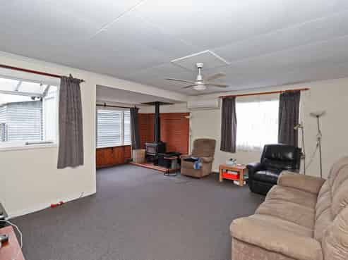 53 Flemington Road, Woodlands