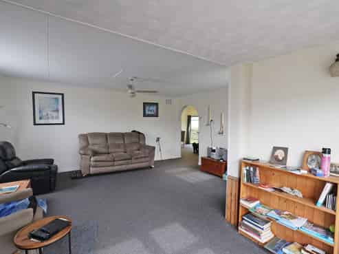 53 Flemington Road, Woodlands