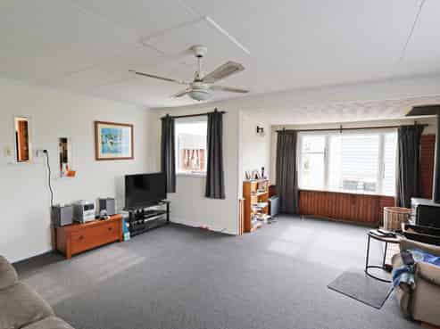 53 Flemington Road, Woodlands