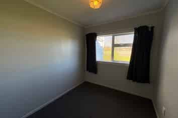 15b Robinson Avenue, Holdens Bay