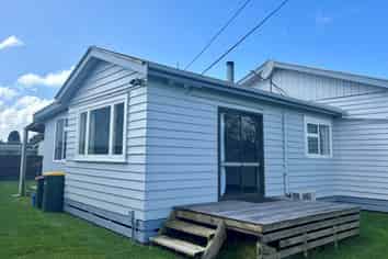 15b Robinson Avenue, Holdens Bay