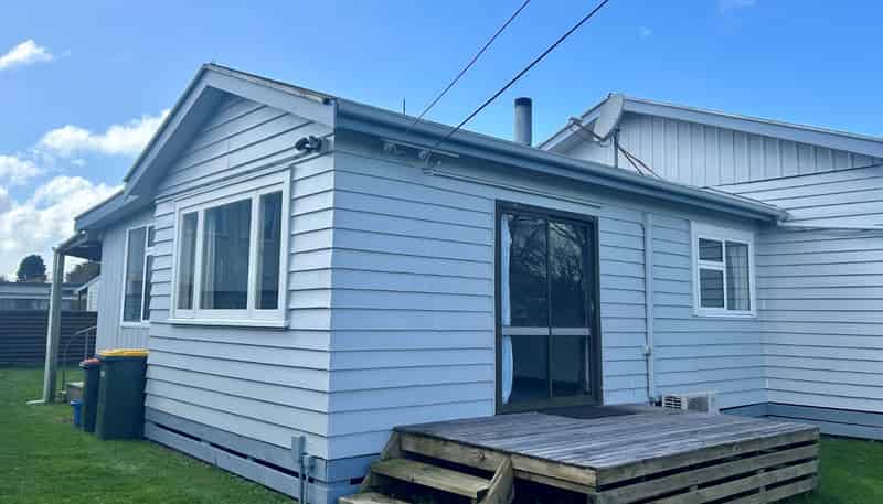 15b Robinson Avenue, Holdens Bay