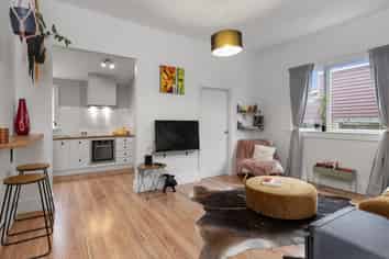 38 Olliviers Road, Phillipstown
