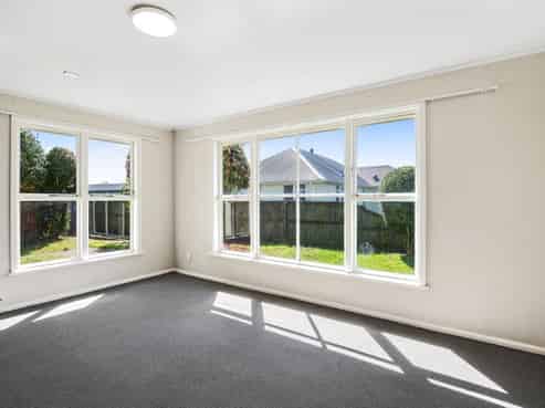 21 Lambeth Crescent, Northcote