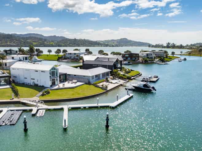 148 Motu Hei, Pauanui