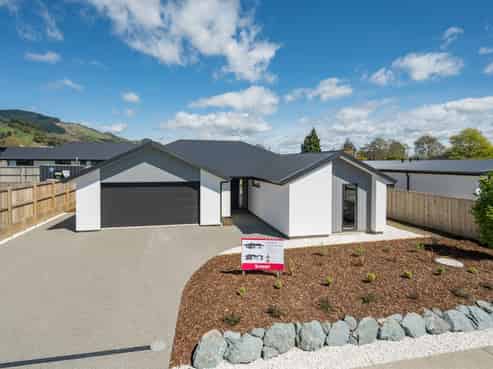 13 Tuia Lane, Richmond