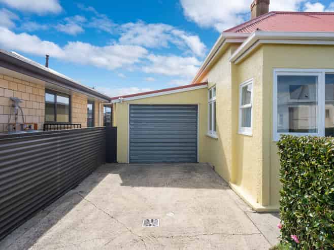 77 Wesley Street, SOUTH DUNEDIN