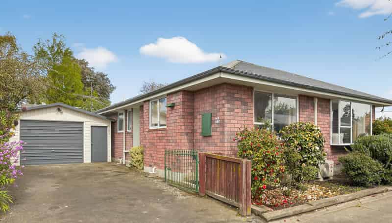 2/59a Mackworth Street, Woolston