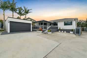 97 Evereglade Drive, Totara Heights