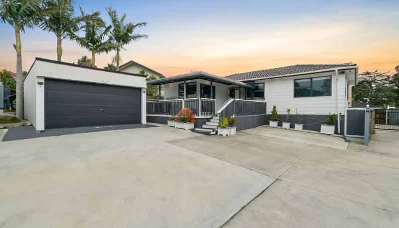 97 Evereglade Drive, Totara Heights