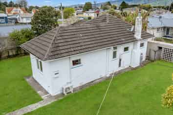 104 Bartholomew Road, Levin