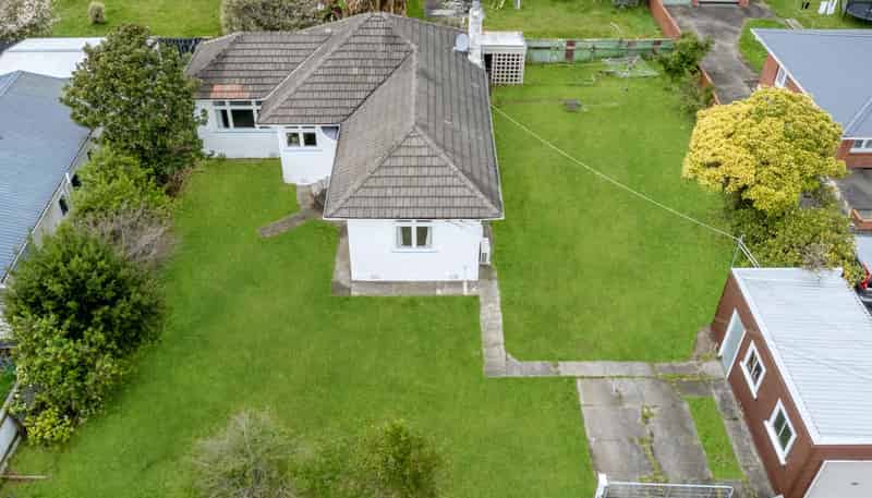 104 Bartholomew Road, Levin