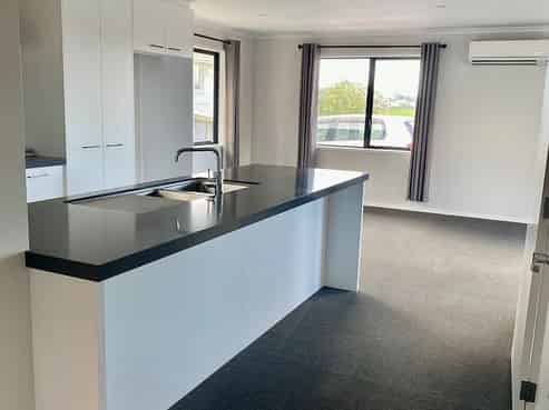 9A Rishworth Avenue, Stanmore Bay