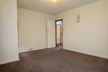 1/2 Joseph Grove, Elderslea