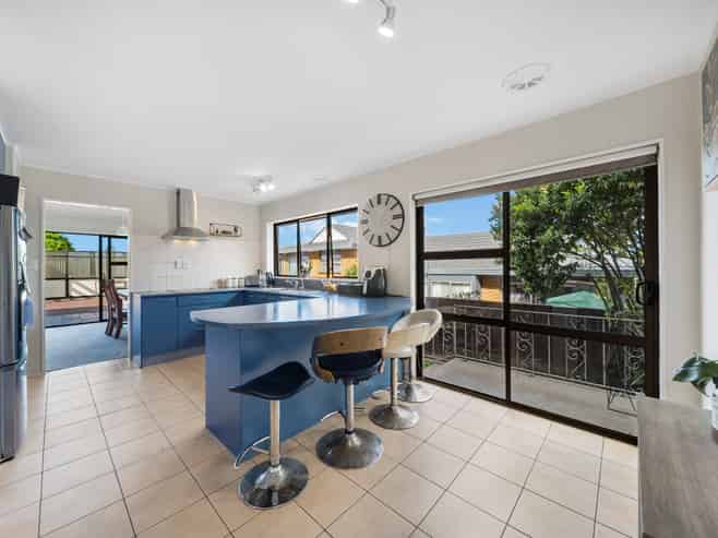21 Rushgreen Ave, Pahurehure