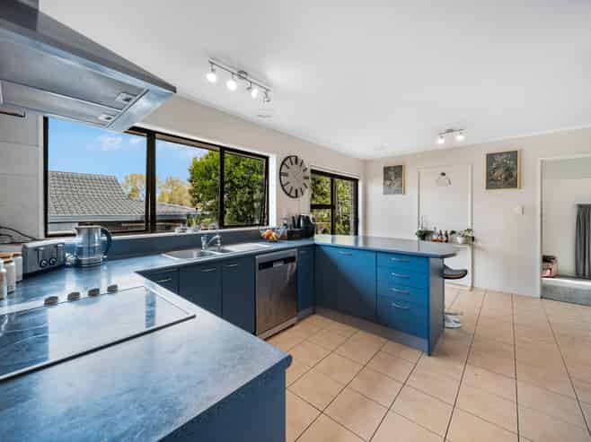 21 Rushgreen Ave, Pahurehure