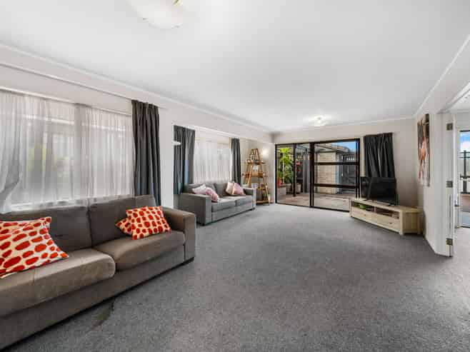 21 Rushgreen Ave, Pahurehure