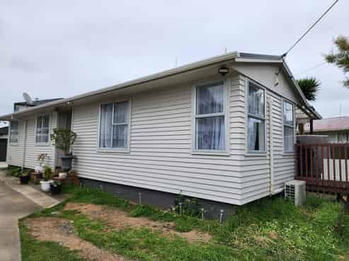 12 Stonex Road, Papatoetoe