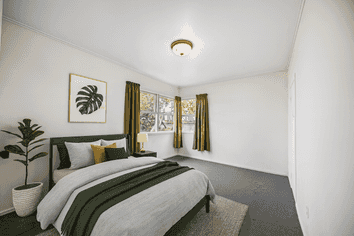 60 Preston Road, Clover Park
